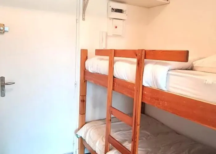 Beautiful With Balcony - Near Sainte-Maxime