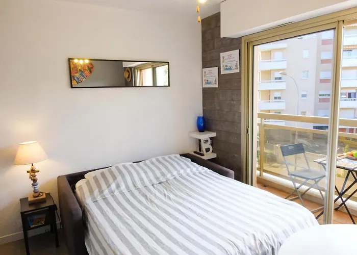 Appartement Beau Avec Balcon - Proche